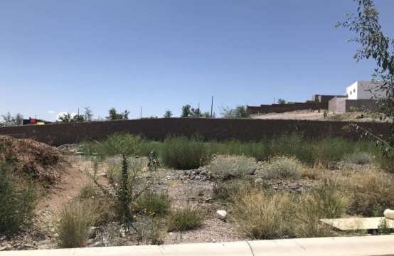 TERRENO EN VENTA FRACC. BOSQUES DEL VALLE V $1,527,750