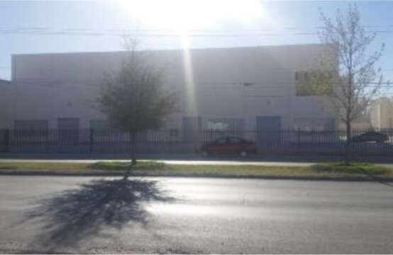 BODEGA EN RENTA AV. HEROICO COLEGIO MILITAR 403M2