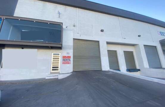 BODEGA EN RENTA ZONA NORTE CERCA PLAZA SENDERO Y PARQUE INDUSTRIAL $84,000