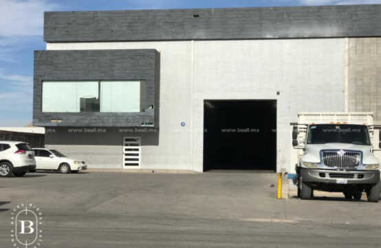 BODEGA COMERCIAL EN RENTA 1,000M2 DENTRO DE PARQUE INDUSTRIAL AL NORTE